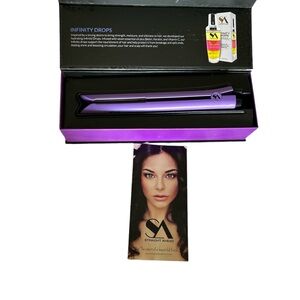 New in box Bionic pro straight ahead straightener